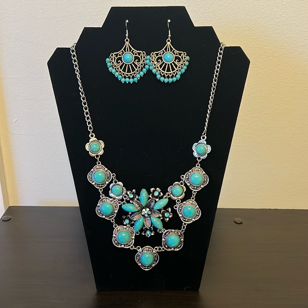 Faux turquoise and silver jewelry set with necklace and earrings